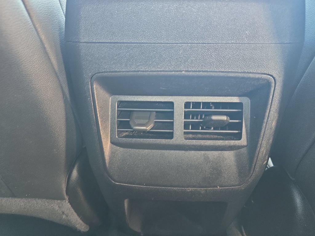 Used 2025 Chevrolet Colorado Trail Boss AWD/4WD image 16