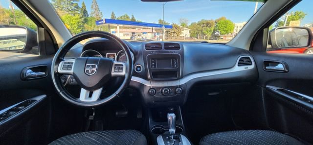 Used 2018 Dodge Journey SE w/ Connectivity Group image 7