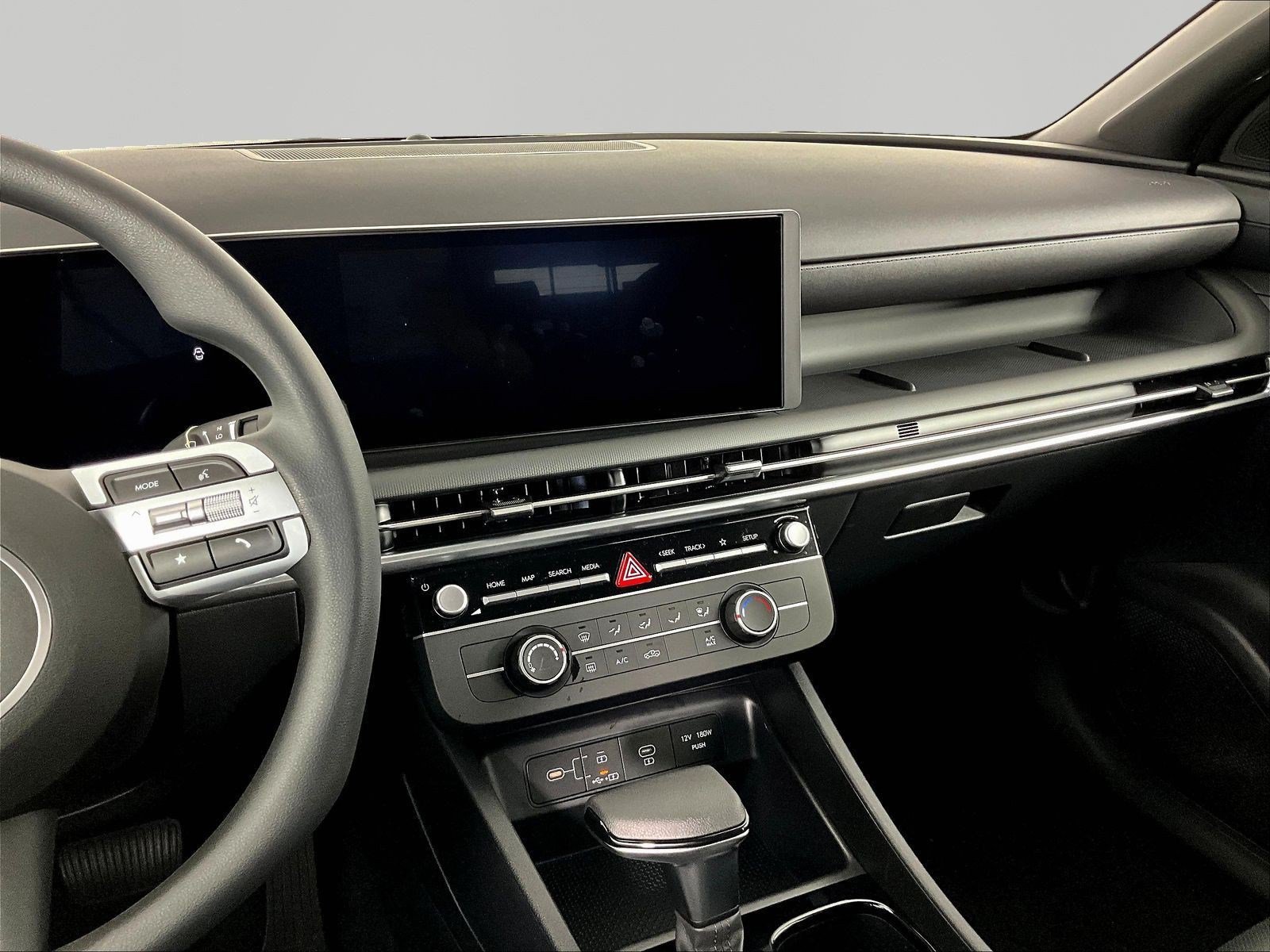 New 2027 Hyundai Santa Cruz SE AWD/4WD image 11