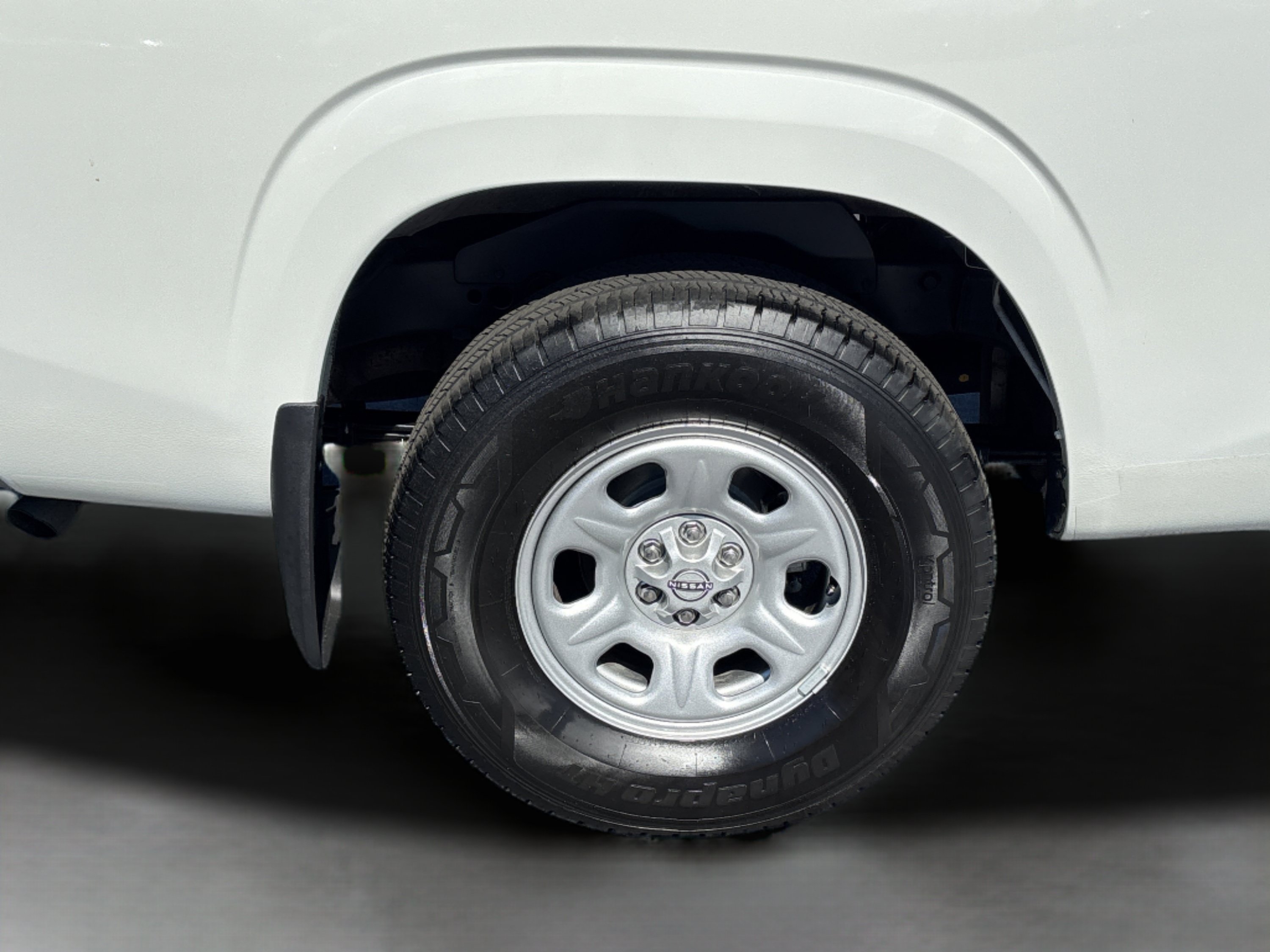 Used 2026 Nissan Frontier S RWD image 25