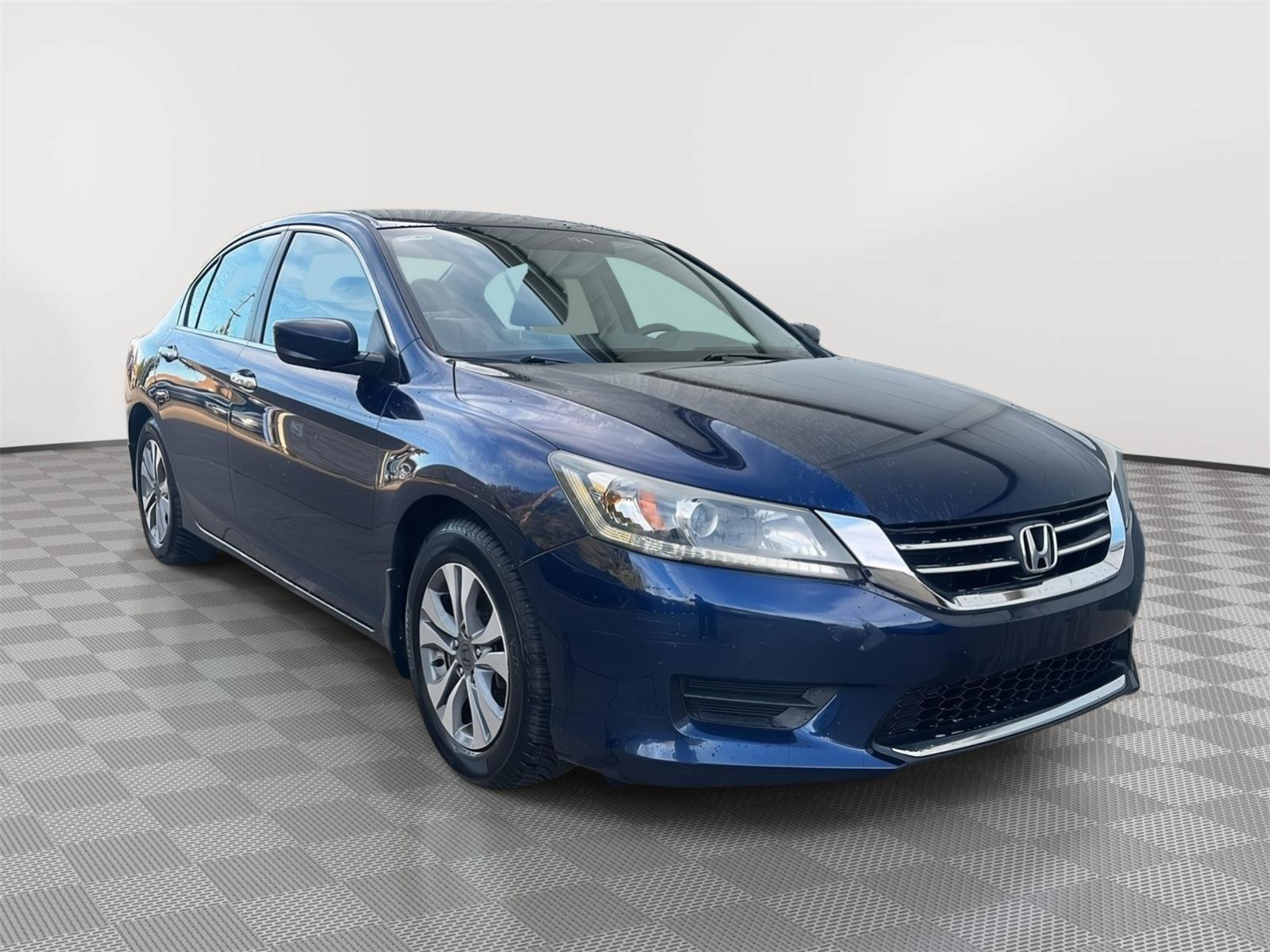 Used 2015 Honda Accord LX image 4