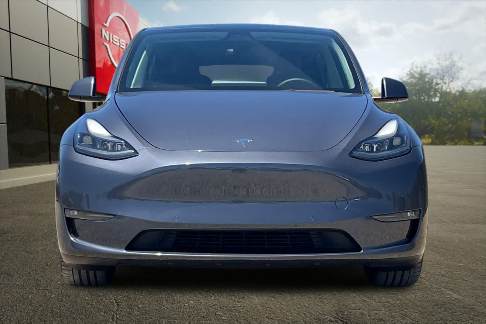 Used 2022 Tesla Model Y Performance AWD/4WD image 11