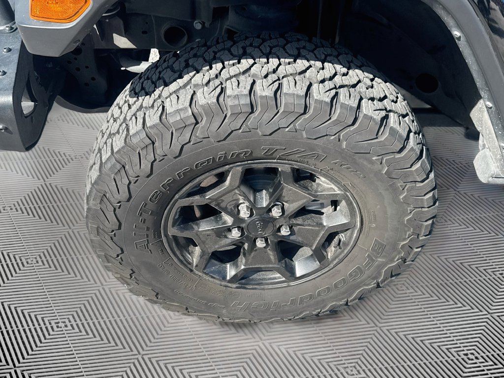 Used 2023 Jeep Wrangler Unlimited Rubicon 4xe AWD/4WD image 33