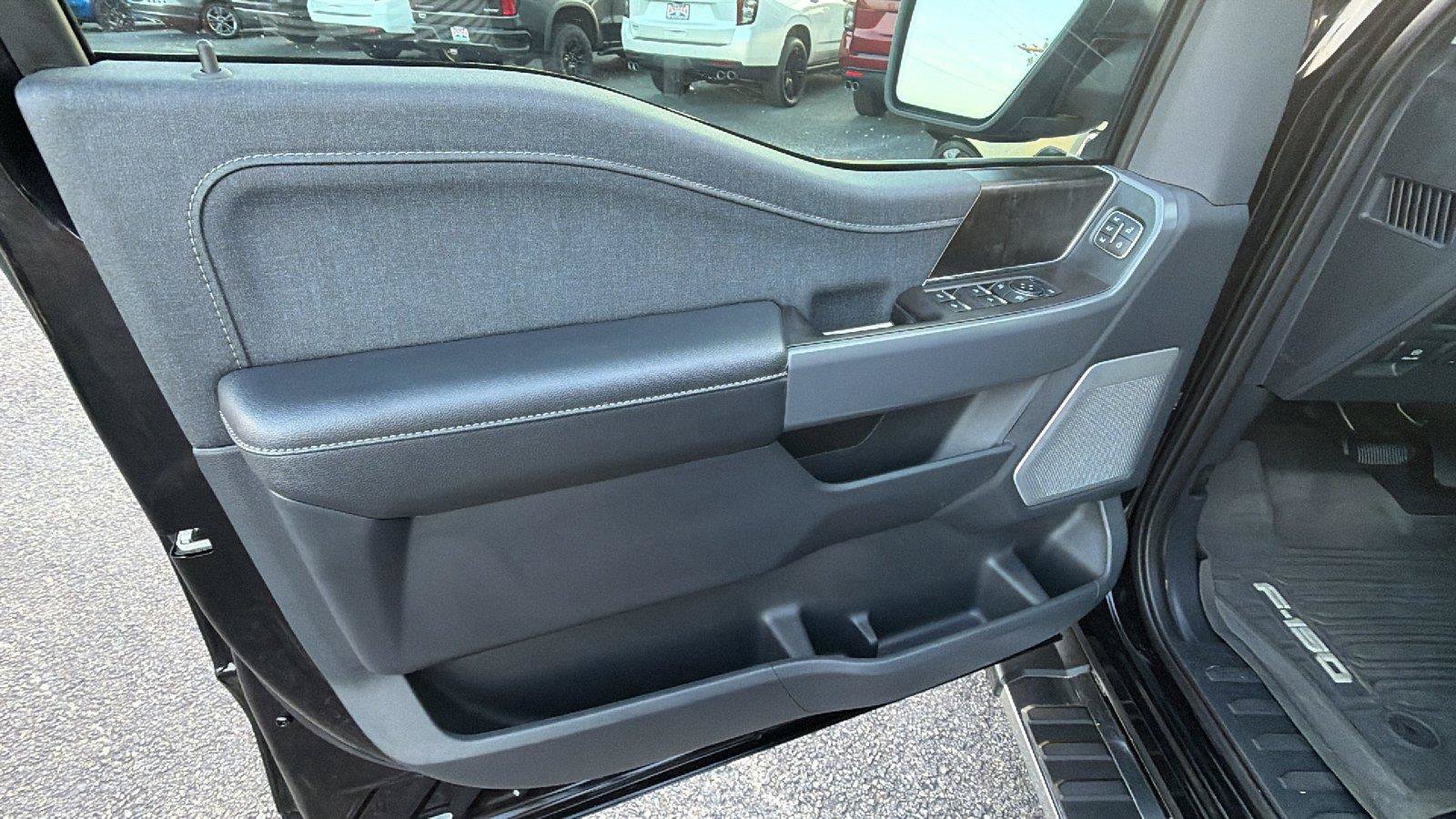 Used 2022 Ford F150 Lariat w/ Equipment Group 502A High AWD/4WD image 14