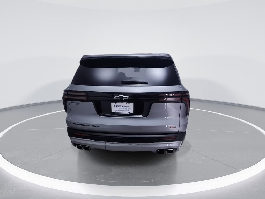 Used 2025 Chevrolet Traverse Z71 AWD/4WD image 7