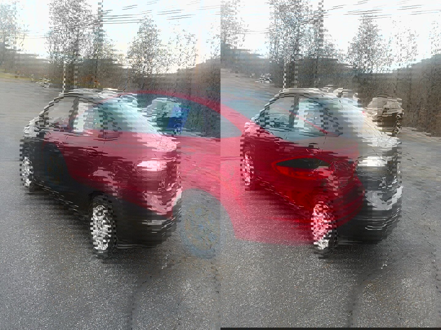 Used 2015 Ford Fiesta SE w/ Comfort Package image 8