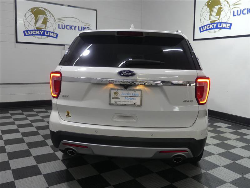 Used 2016 Ford Explorer XLT w/ Equipment Group 202A AWD/4WD image 8