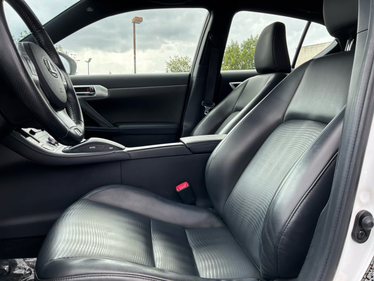 Used 2012 Lexus CT 200h Premium w/ Premium Audio Pkg (F Sport) FWD image 19