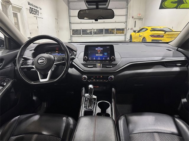 Used 2023 Nissan Altima 2.5 SR image 16