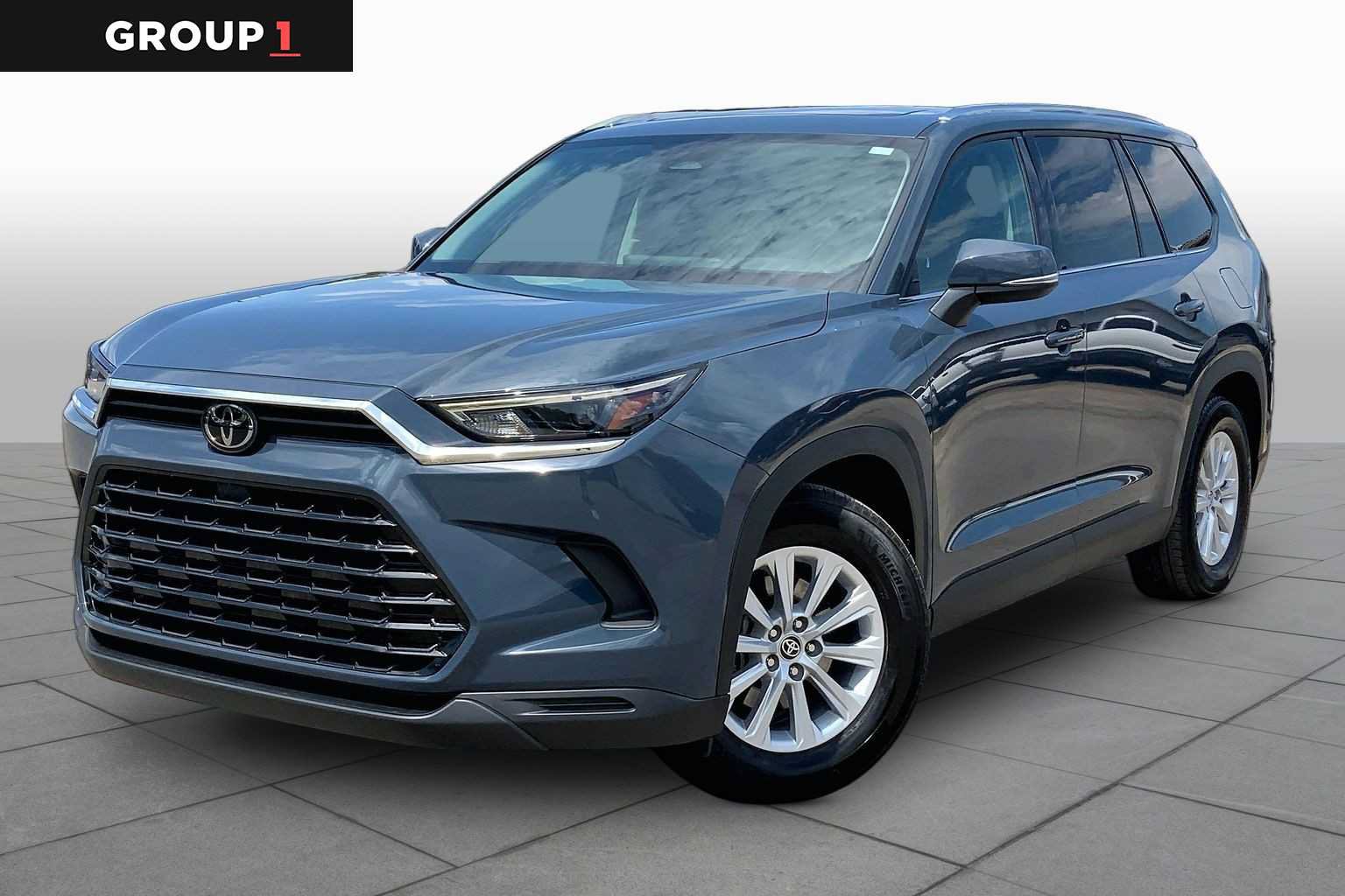Used 2025 Toyota Grand Highlander FWD image 1