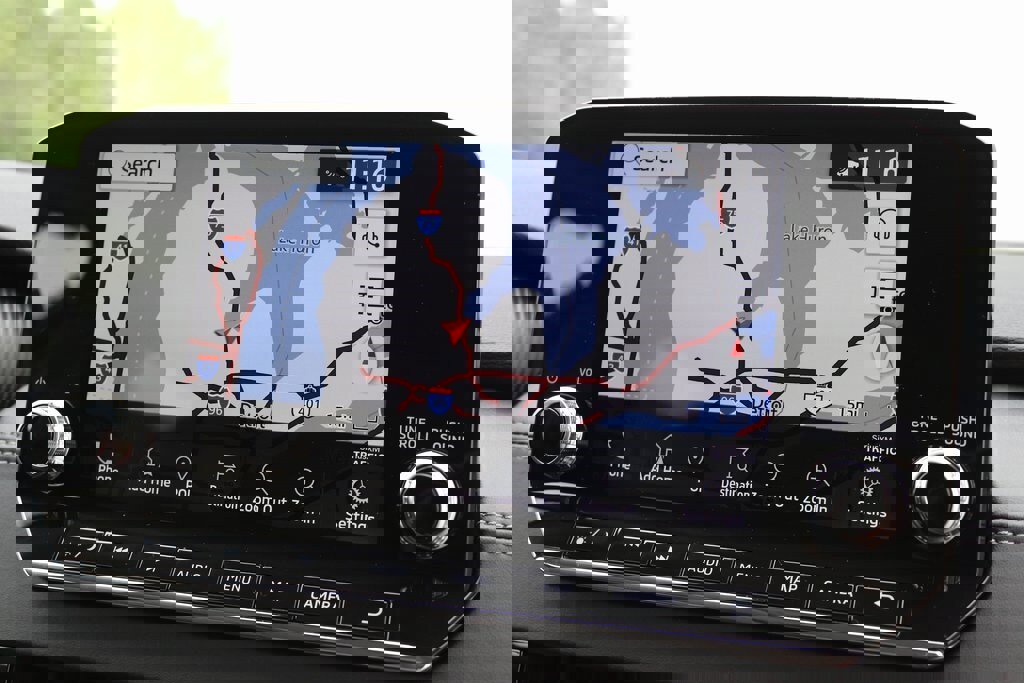 New 2025 Mitsubishi Outlander SE image 12