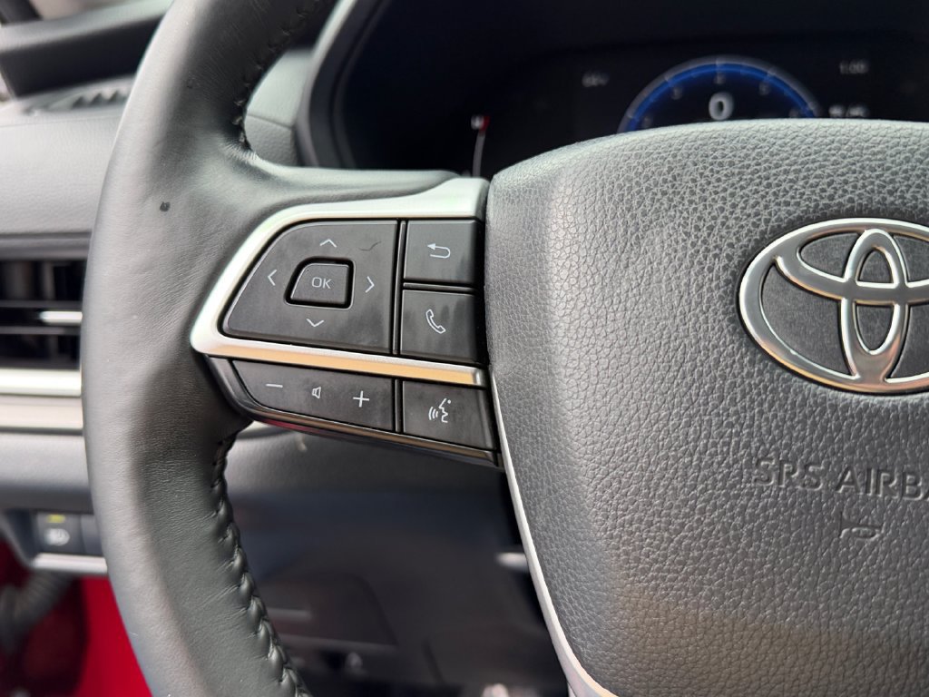 Used 2024 Toyota Grand Highlander AWD image 20