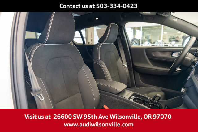 Used 2023 Volvo C40 P8 Recharge Ultimate w/ Protection Package Premier AWD/4WD image 27
