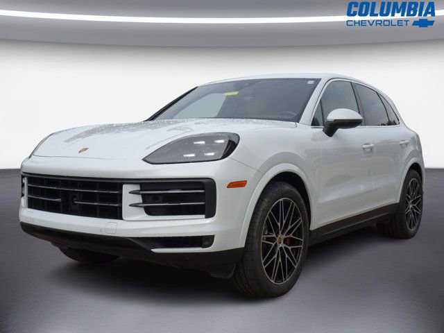 Used 2024 Porsche Cayenne S AWD/4WD image 6