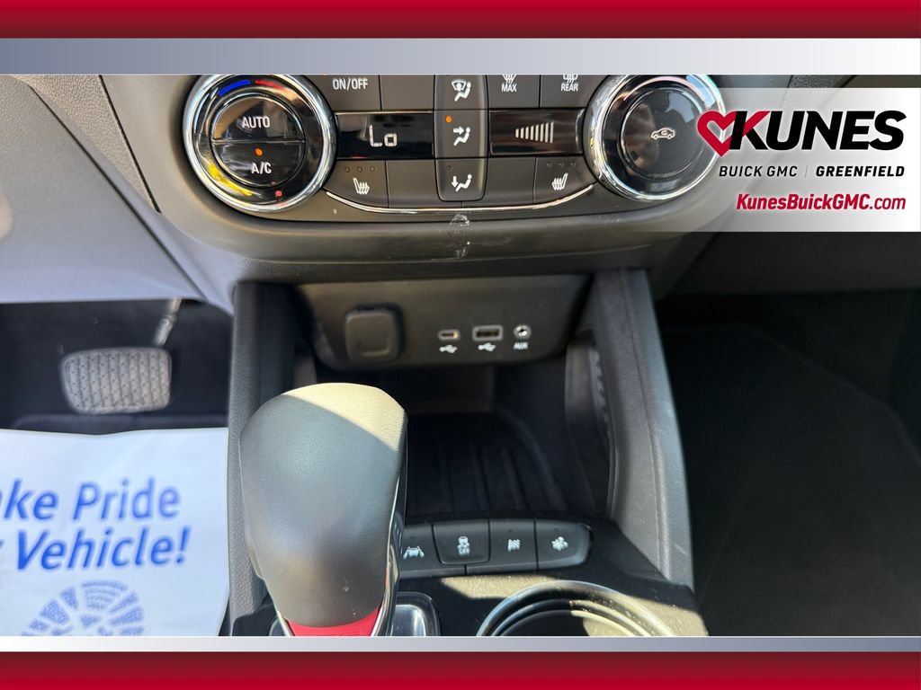 Used 2023 Chevrolet TrailBlazer RS w/ Convenience Package FWD image 18