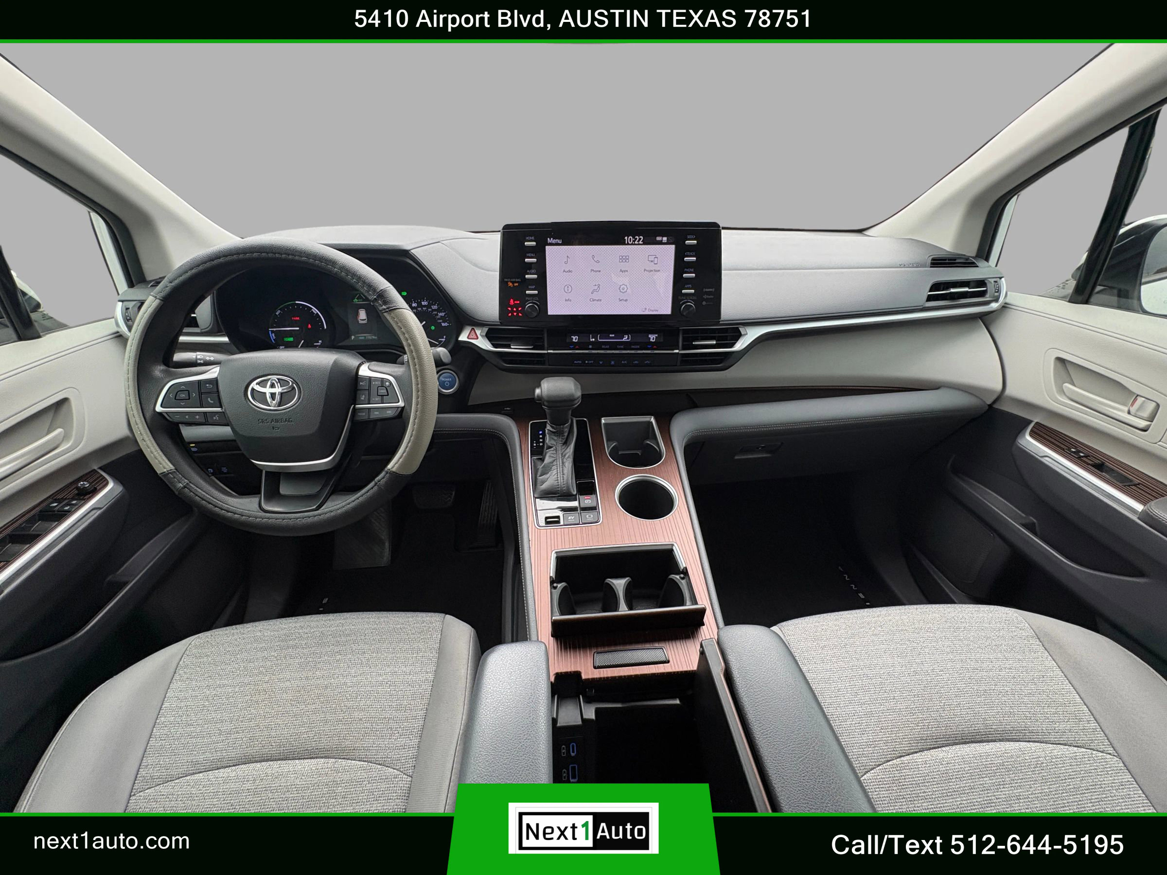 Used 2021 Toyota Sienna LE image 19