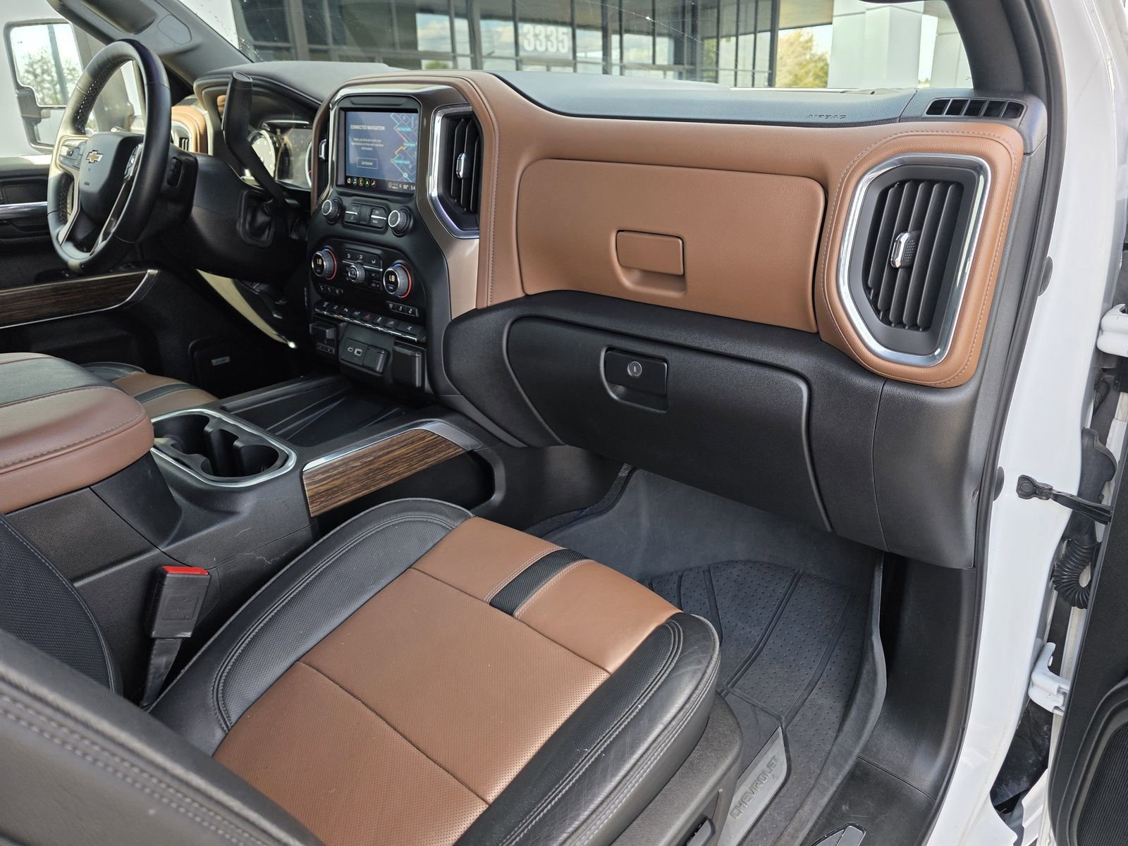 Used 2023 Chevrolet Silverado 3500 High Country image 11