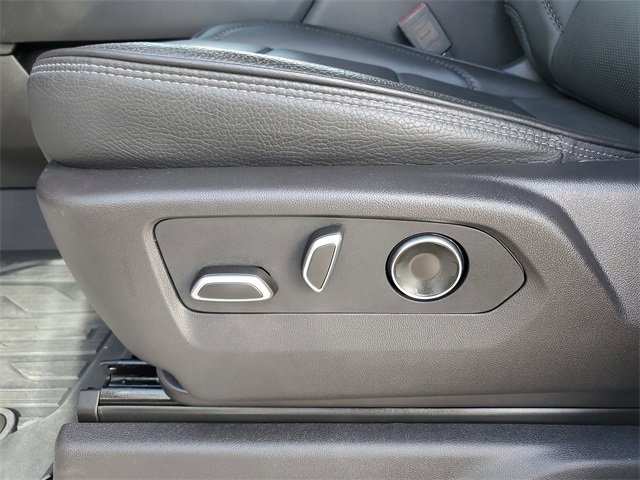 Used 2024 GMC Sierra 3500 Denali image 20