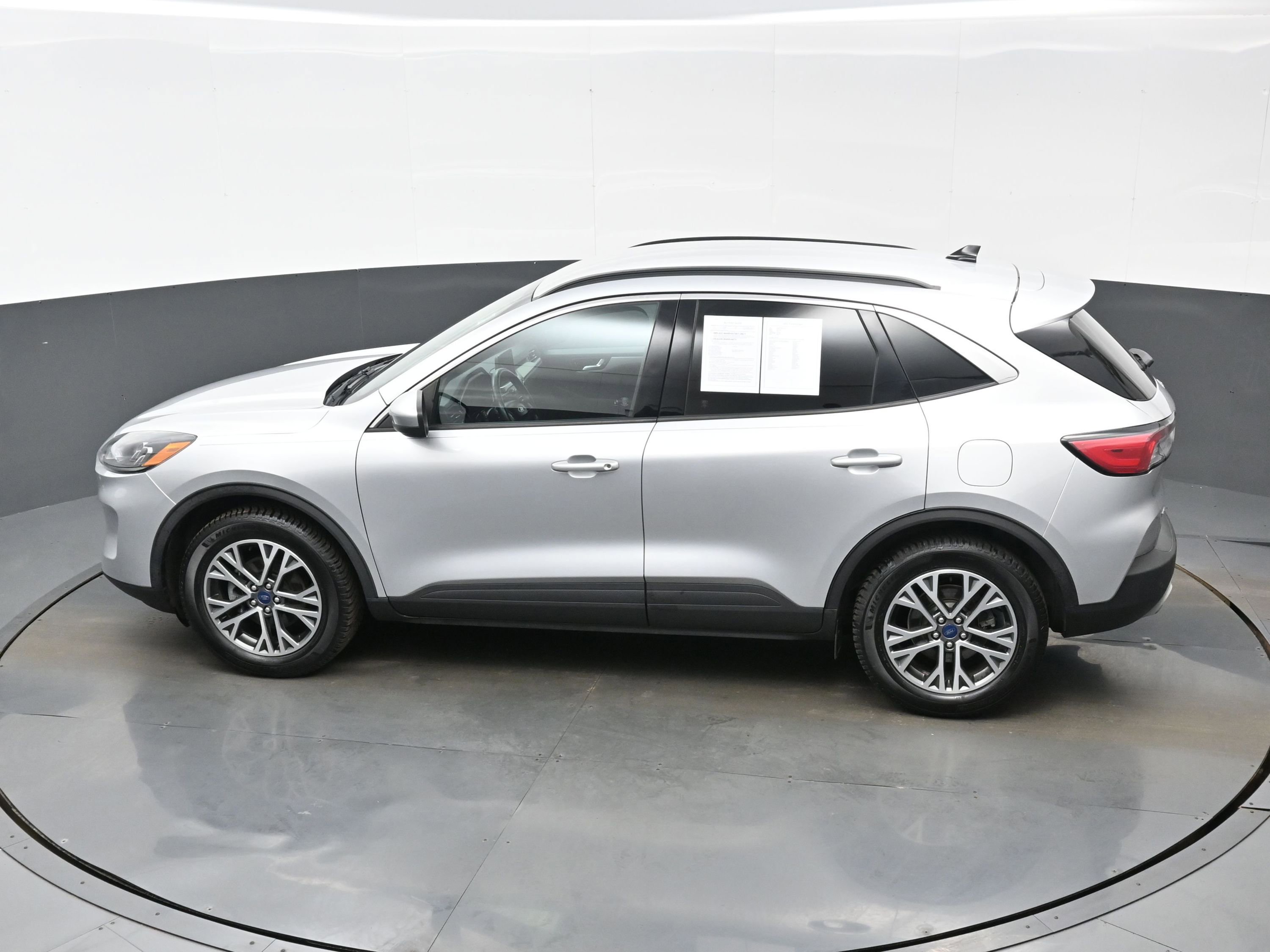 Used 2020 Ford Escape SEL image 34