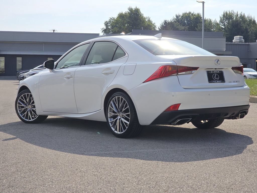 Used 2018 Lexus IS 300 AWD w/ Premium Package image 8