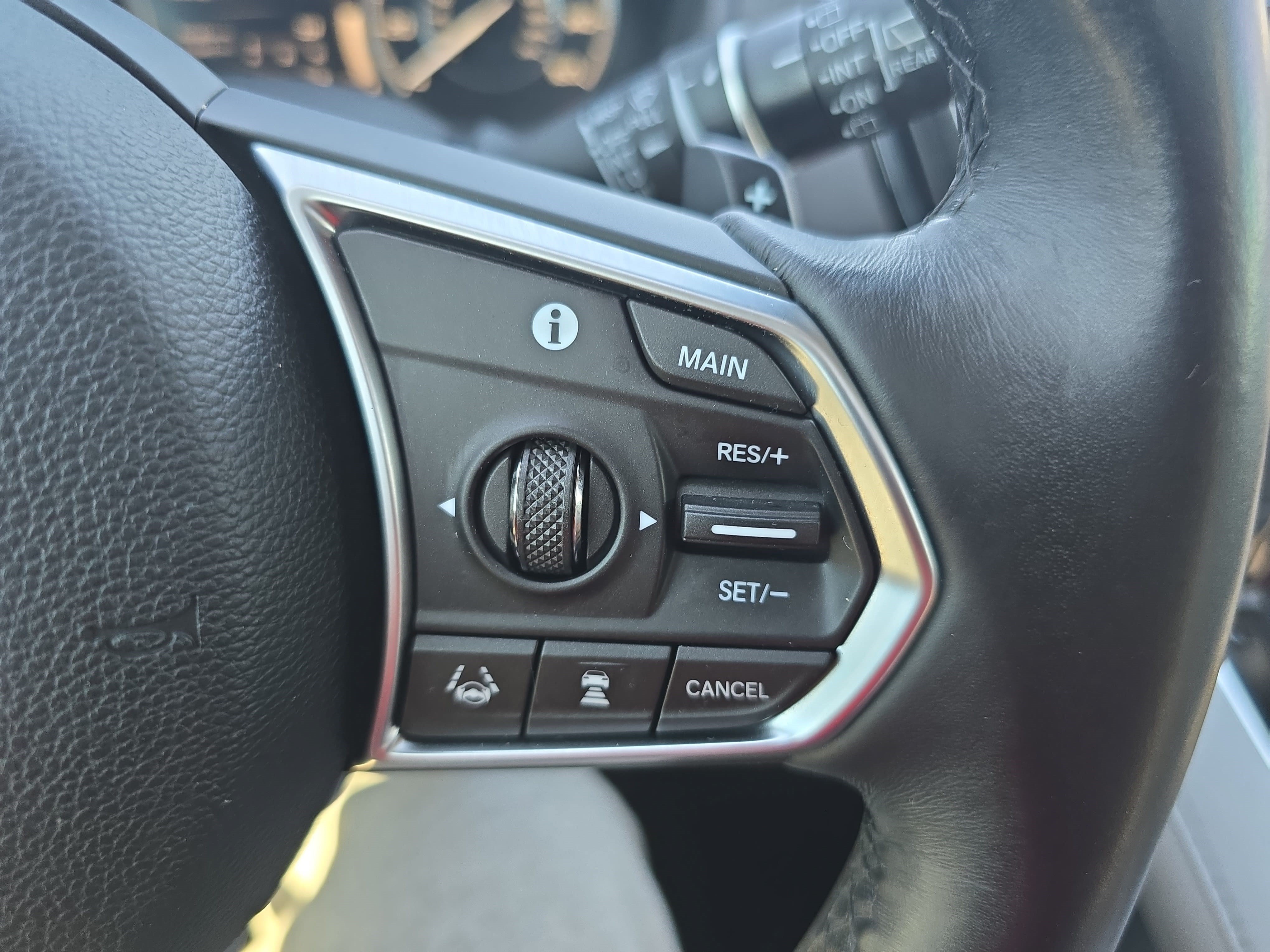 Used 2019 Acura RDX w/ Technology Package FWD image 18