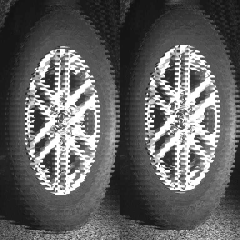 Used 2022 Toyota Tundra SR5 w/ SR5 Premium Package image 33