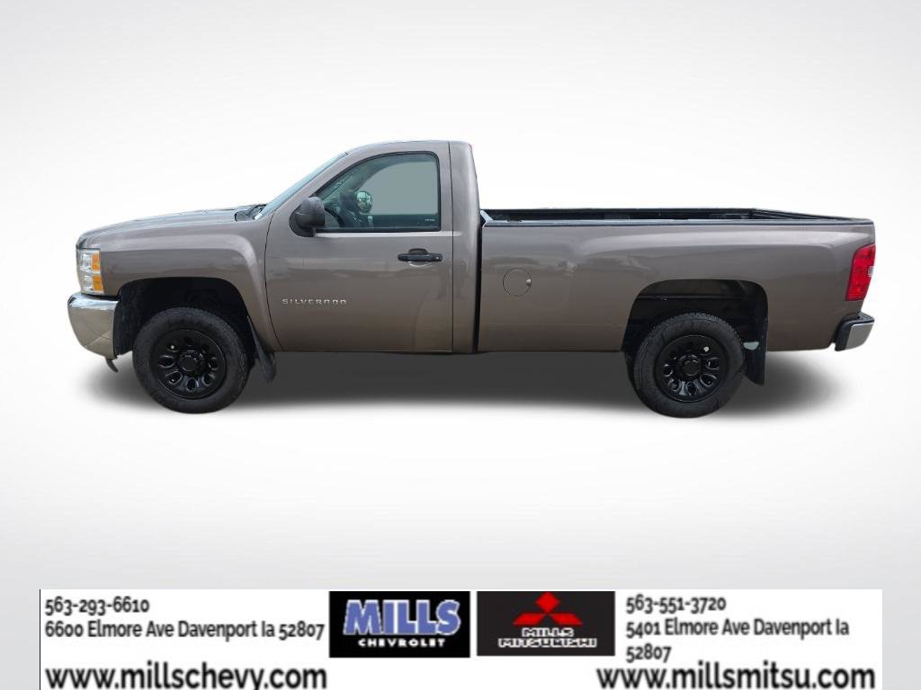 Used 2013 Chevrolet Silverado 1500 W/T w/ LS Package AWD/4WD image 2