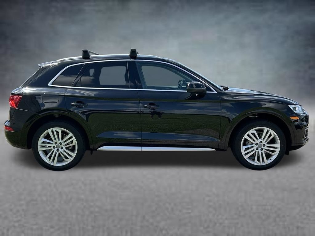 Used 2019 Audi Q5 2.0T Premium Plus w/ Premium Plus Package AWD/4WD image 6