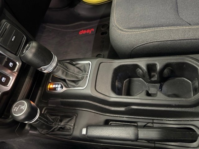 Used 2024 Jeep Wrangler Sport S image 32