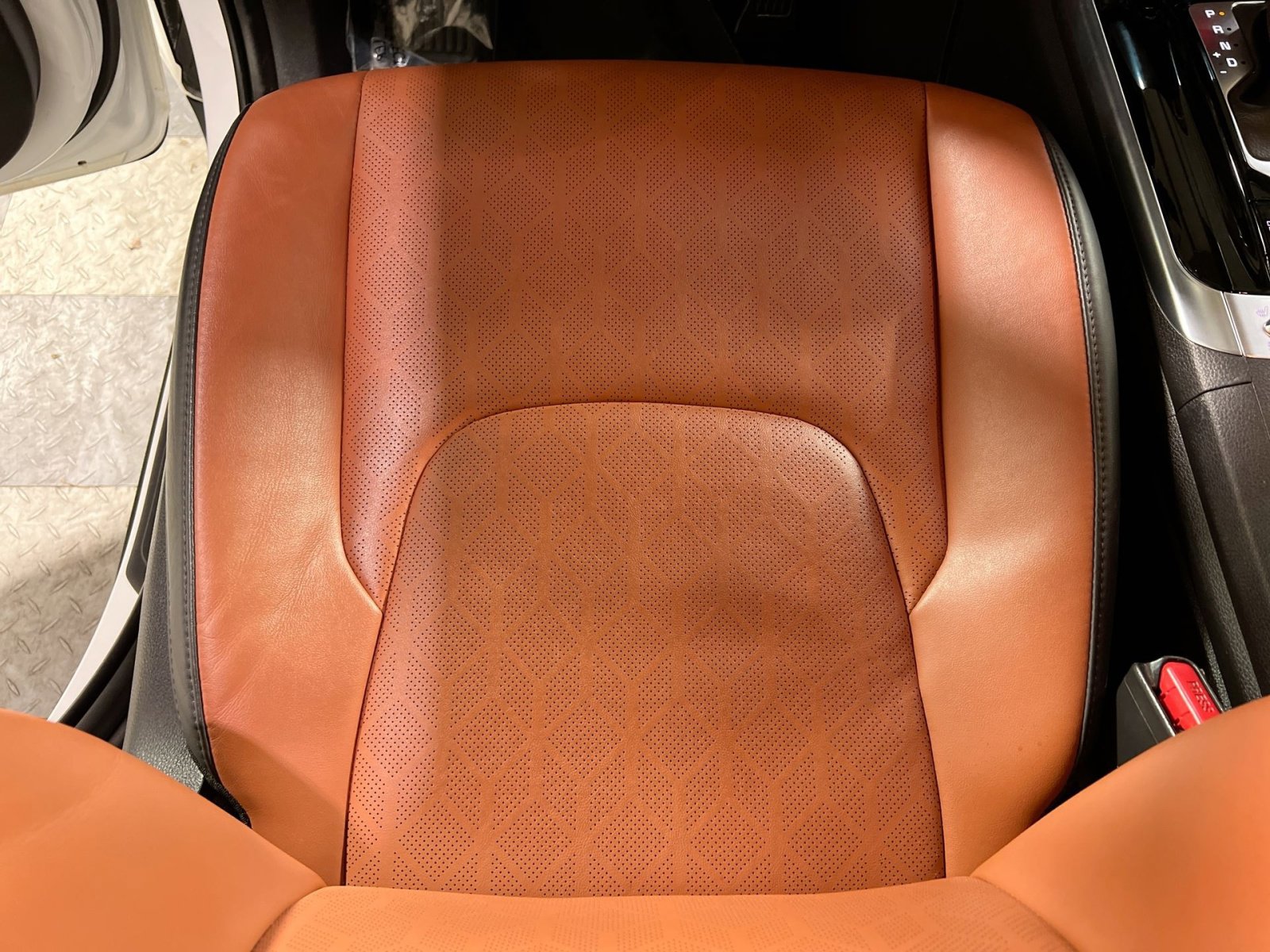 Used 2023 Kia Carnival SX image 22