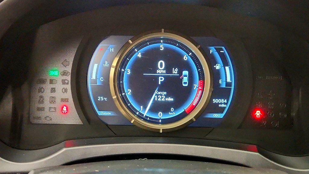 Used 2018 Lexus IS 350 AWD image 15