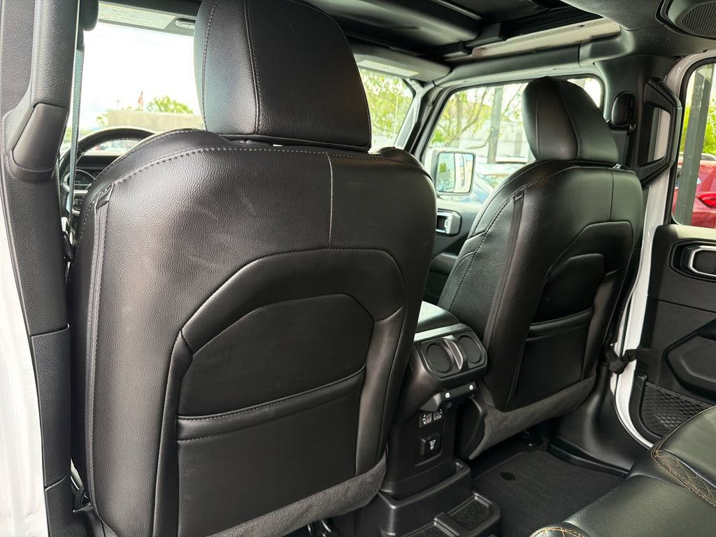 Used 2021 Jeep Wrangler Unlimited Sahara AWD/4WD image 22