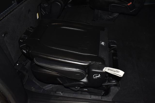 Certified 2025 Chrysler Pacifica Select image 33