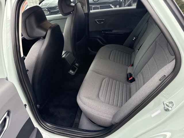 Used 2025 Kia K4 EX FWD image 16