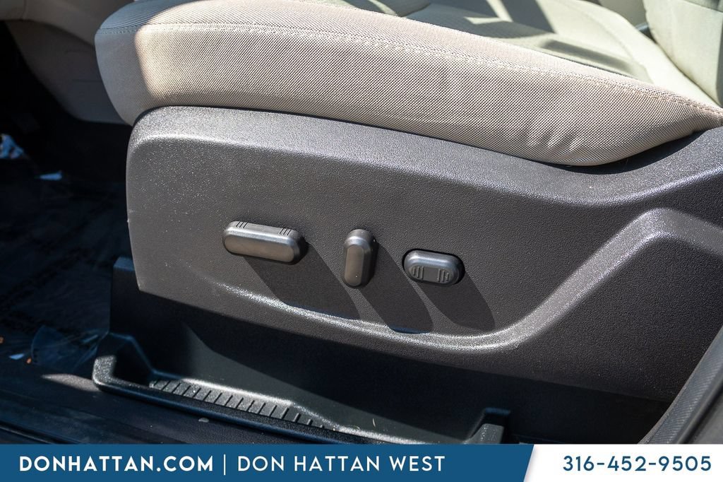 Used 2018 Ford Escape SE AWD/4WD image 9