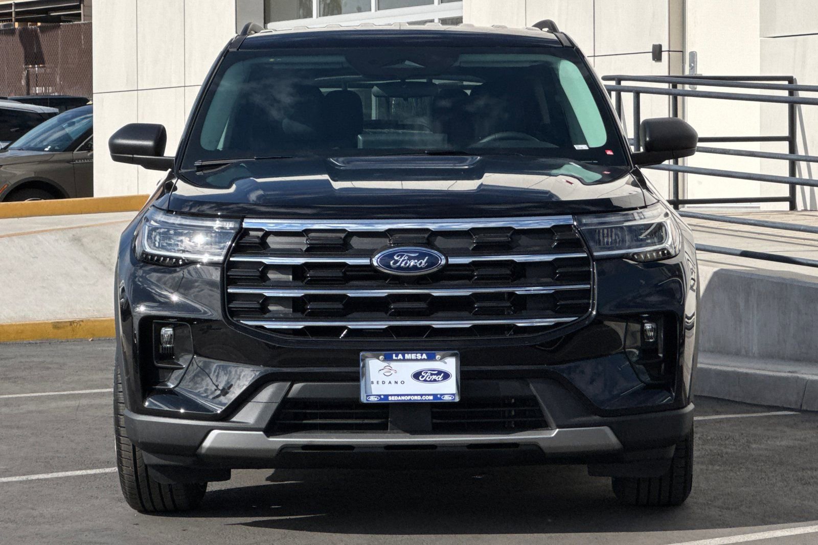 New 2026 Ford Explorer Active w/ Active Comfort Package image 8