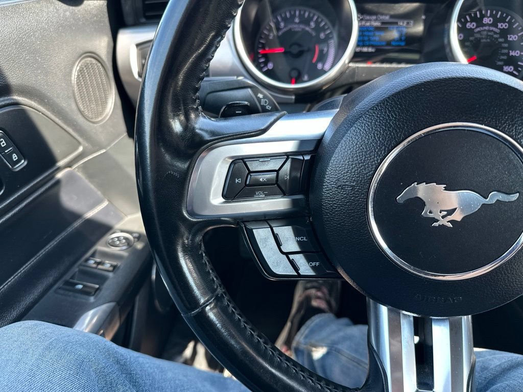 Used 2020 Ford Mustang Premium RWD image 23