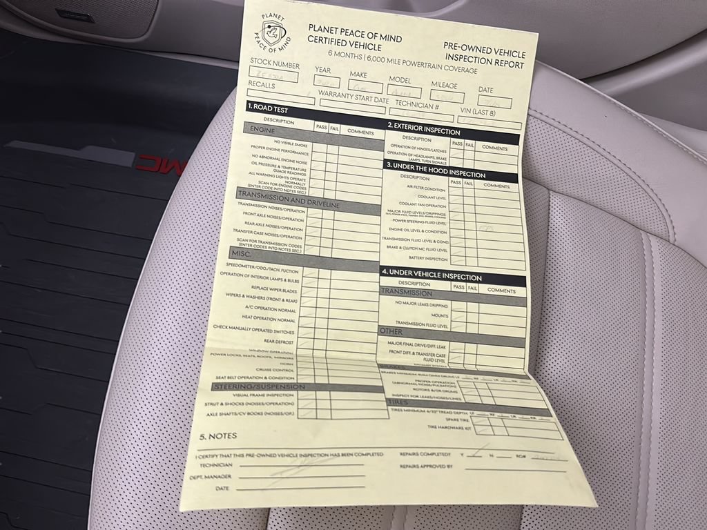 Used 2020 GMC Acadia Denali w/ LPO, 'HIT The Road' Package AWD/4WD image 39