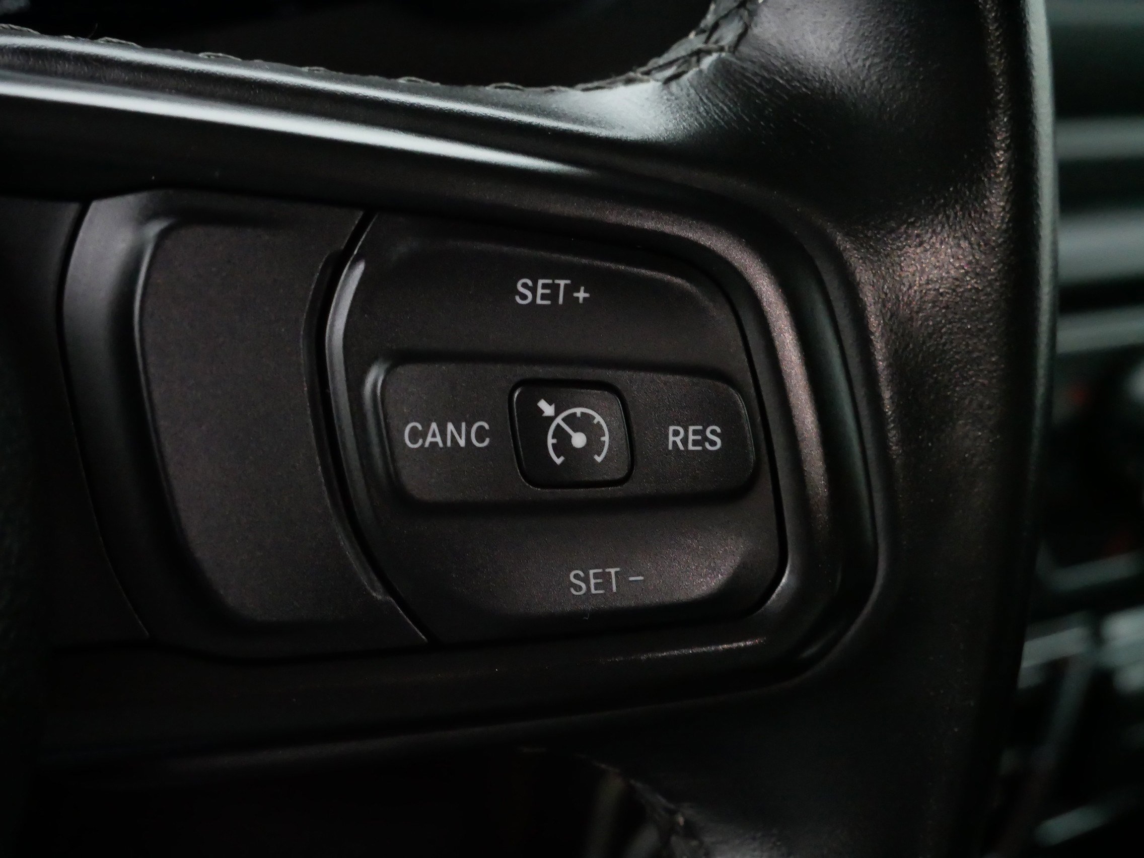 Used 2022 Jeep Wrangler Unlimited Sport image 25