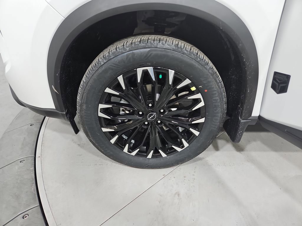 New 2026 Nissan Rogue SV image 25