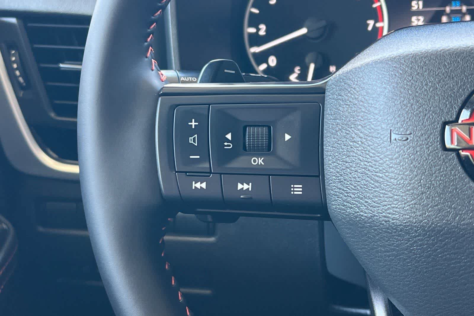 New 2026 Nissan Rogue SV AWD/4WD image 30
