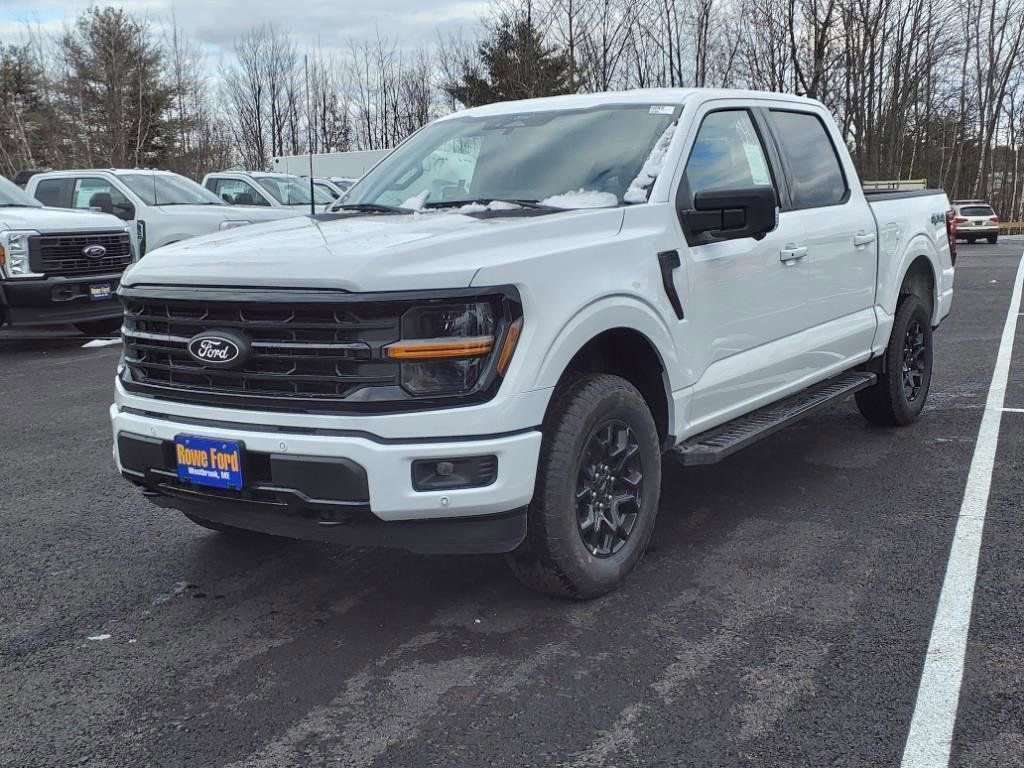 New 2025 Ford F150 XLT w/ Equipment Group 302A MID image 3