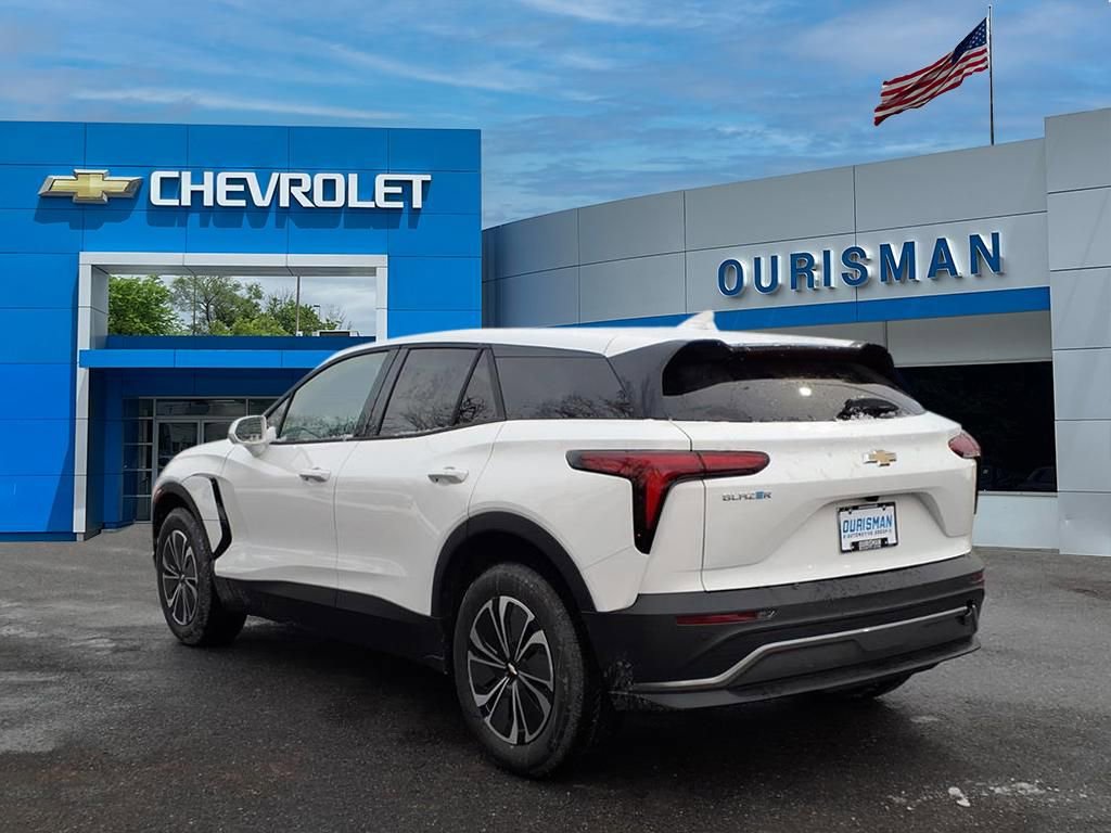 New 2026 Chevrolet Blazer EV LT image 4
