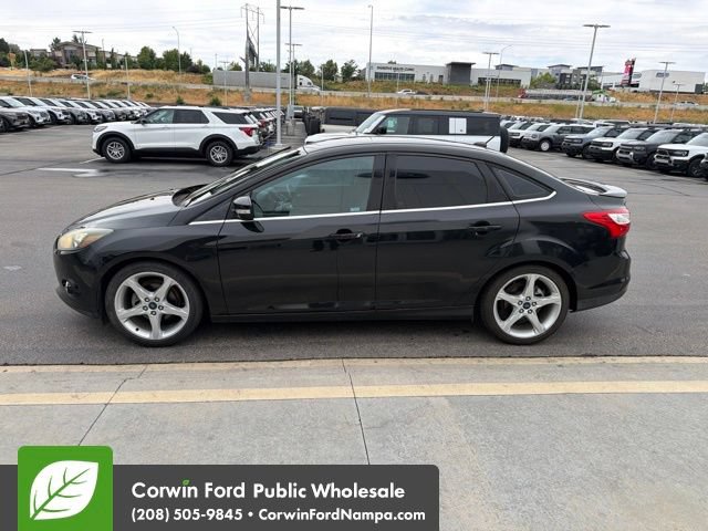 Used 2014 Ford Focus Titanium FWD image 4
