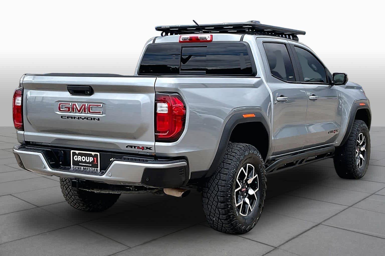 Used 2024 GMC Canyon AT4X AWD/4WD image 13