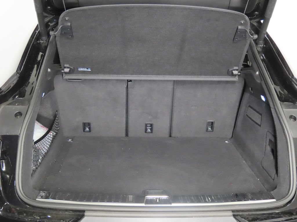 Certified 2023 Porsche Cayenne Coupe AWD/4WD image 48