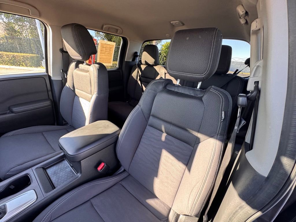 Certified 2023 Nissan Frontier SV w/ Tow Package image 12