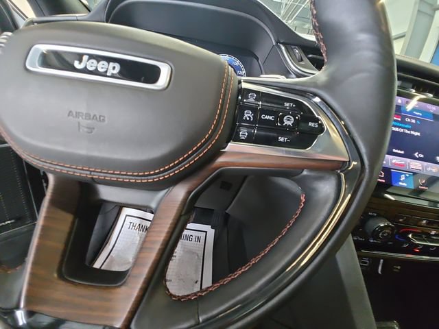 Used 2021 Jeep Grand Cherokee L Summit w/ Luxury Tech Group V AWD/4WD image 19