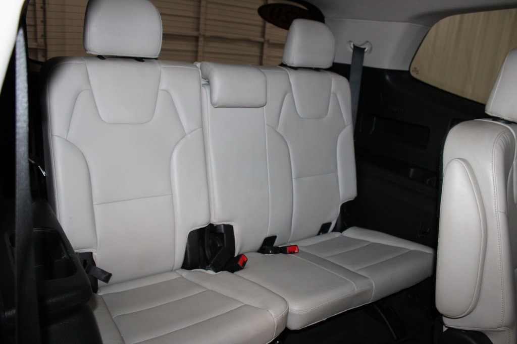 Used 2020 Kia Telluride S FWD image 33