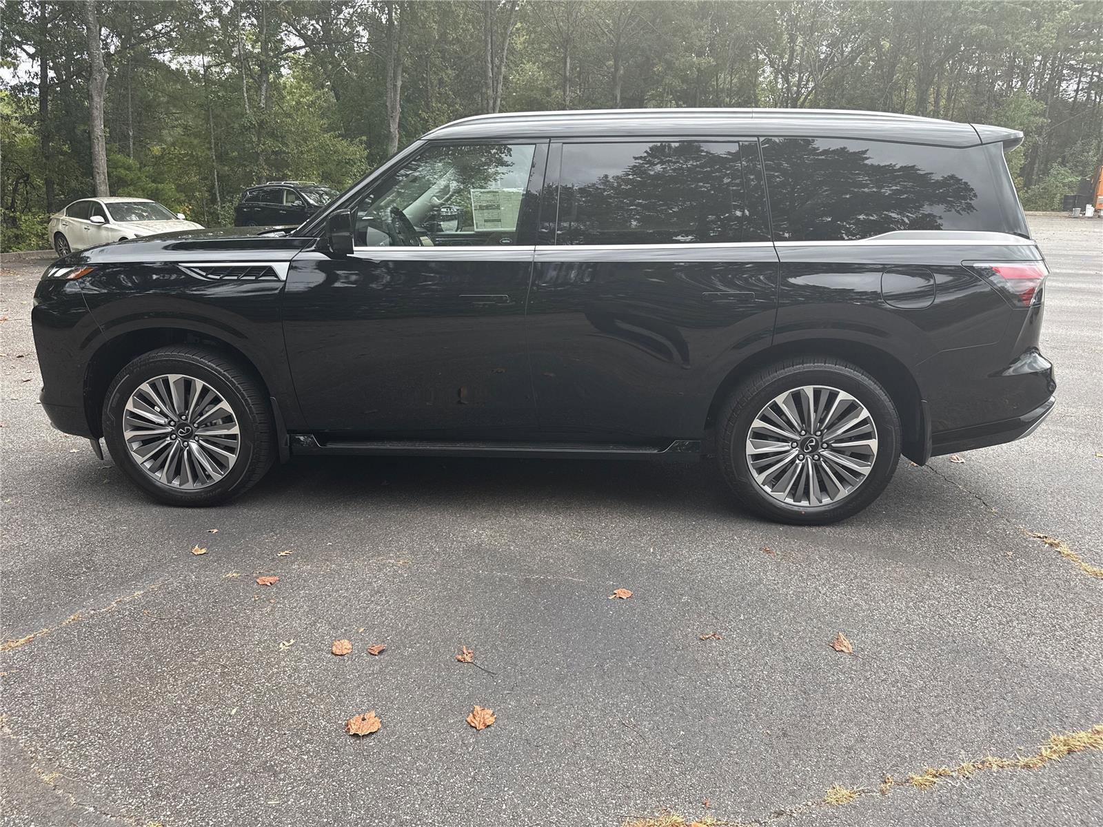 New 2026 INFINITI QX80 Luxe image 53